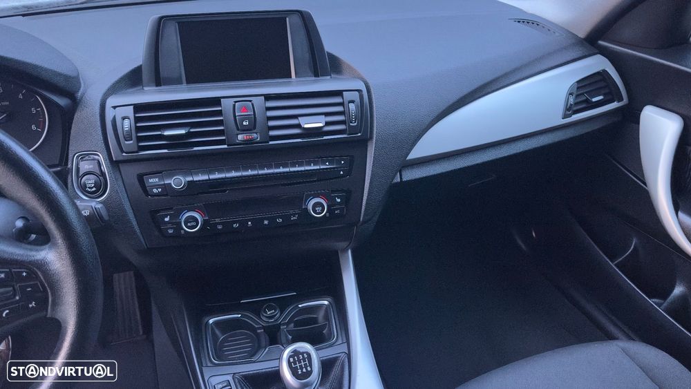 BMW 116 d EfficientDynamics Edition Sport Line - 21