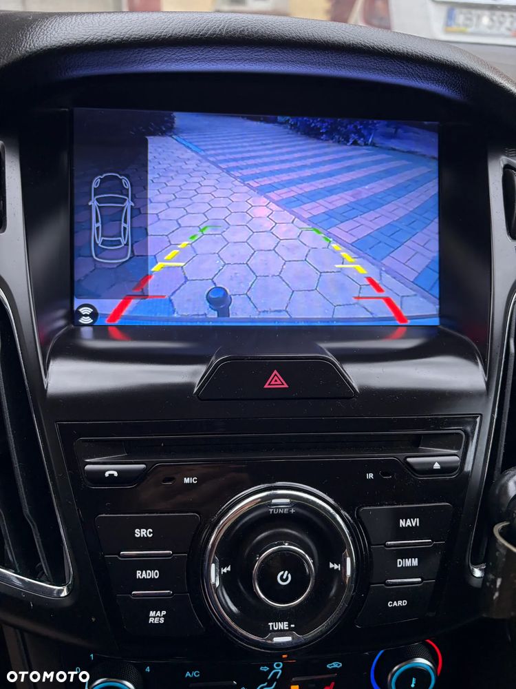 Ford Focus 1.6 SYNC Edition - 26