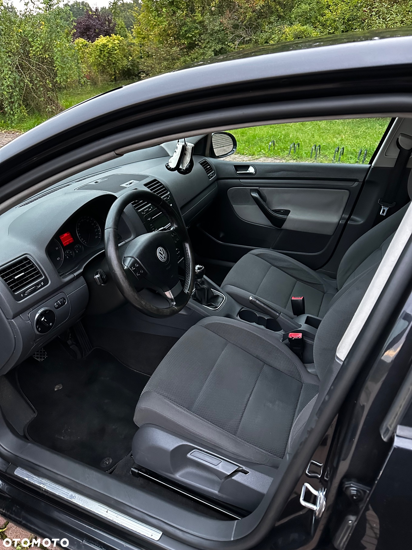 Volkswagen Golf V 1.9 TDI Sportline - 9