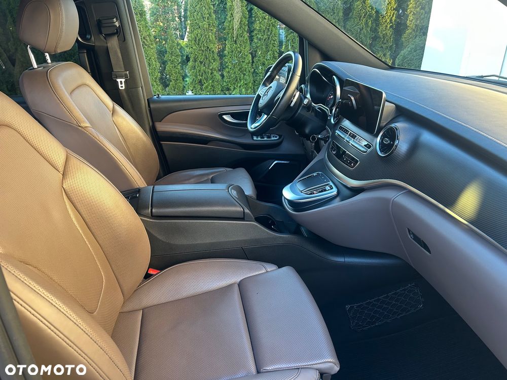 Mercedes-Benz Klasa V 300 d lang 4Matic 9G-TRONIC Exclusive Edition - 11