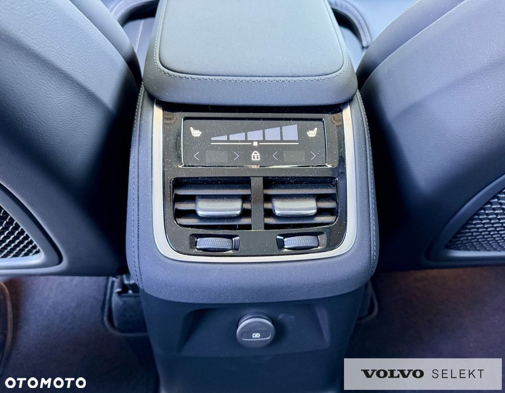 Volvo XC 90 - 19