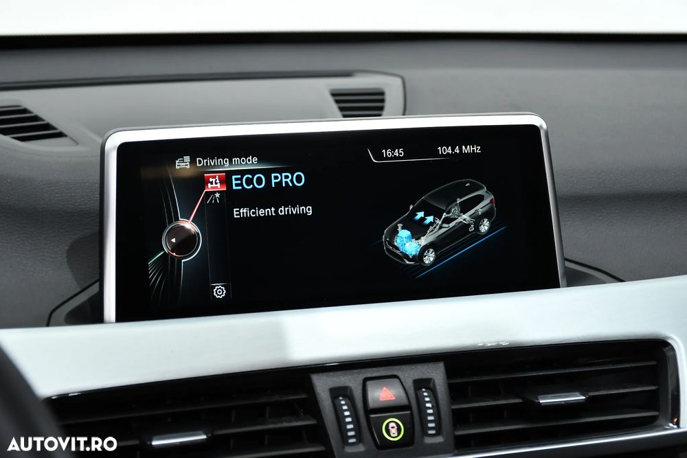 BMW X1 - 32