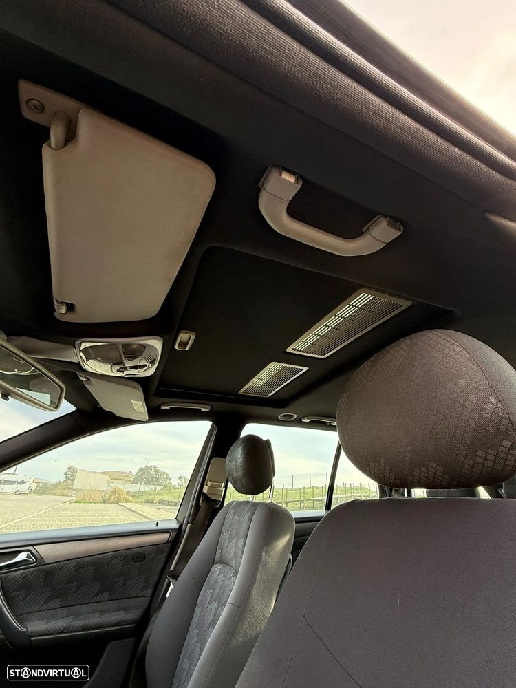 Mercedes-Benz C 220 - 11