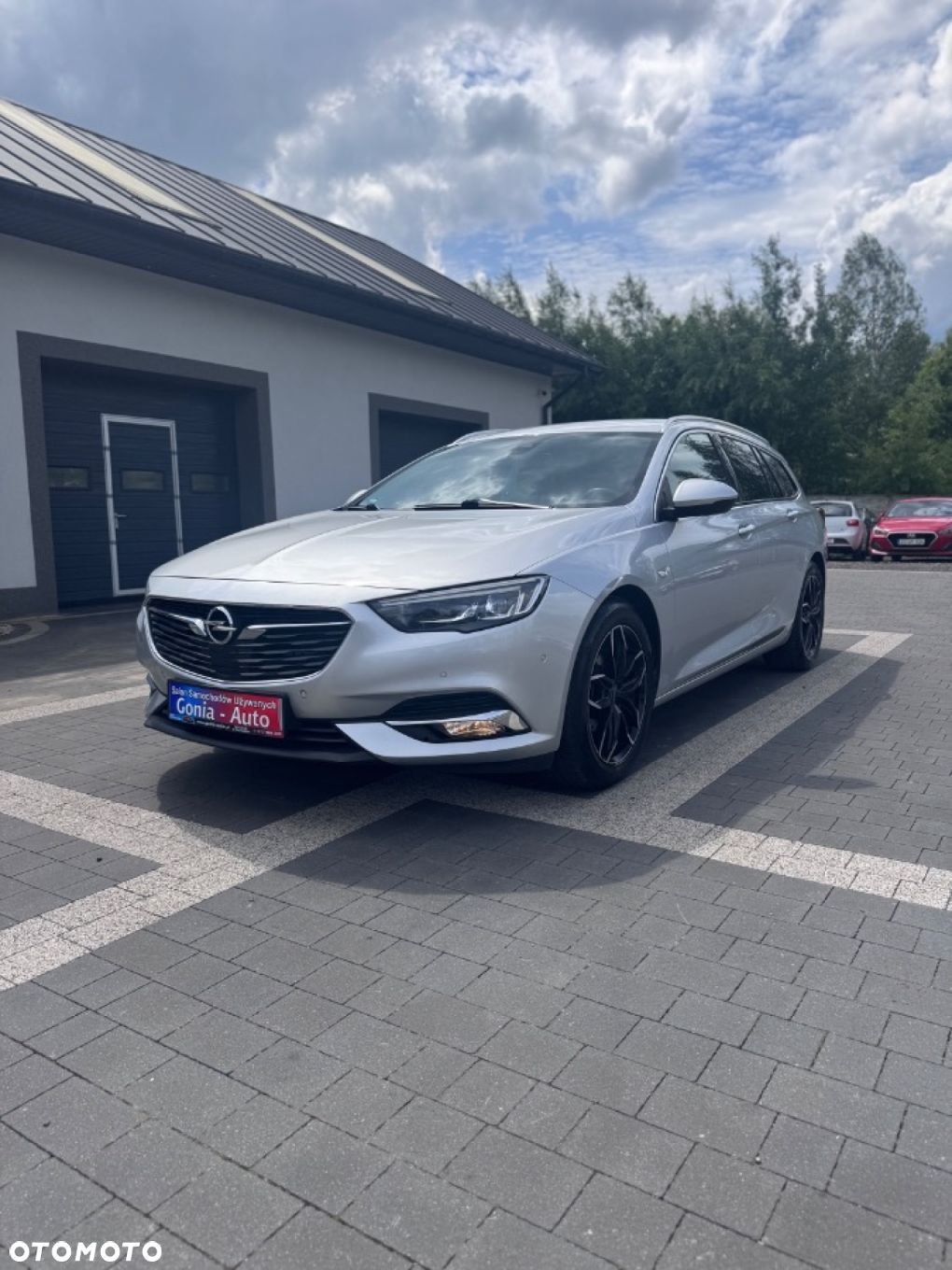 Opel Insignia - 1