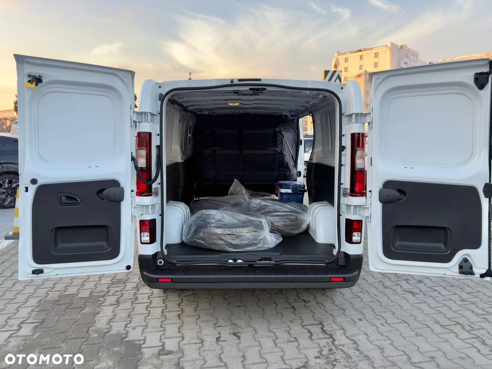Renault Trafic - 8