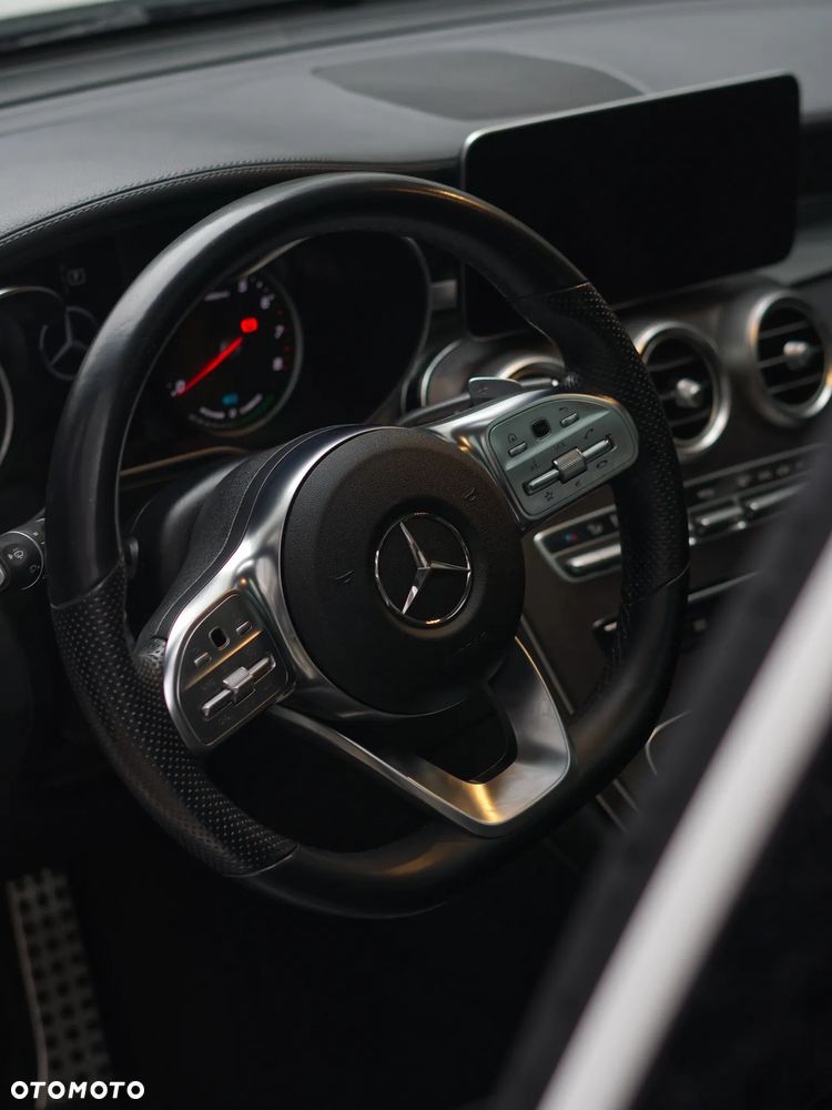 Mercedes-Benz GLC 200 4Matic 9G-TRONIC AMG Line - 7