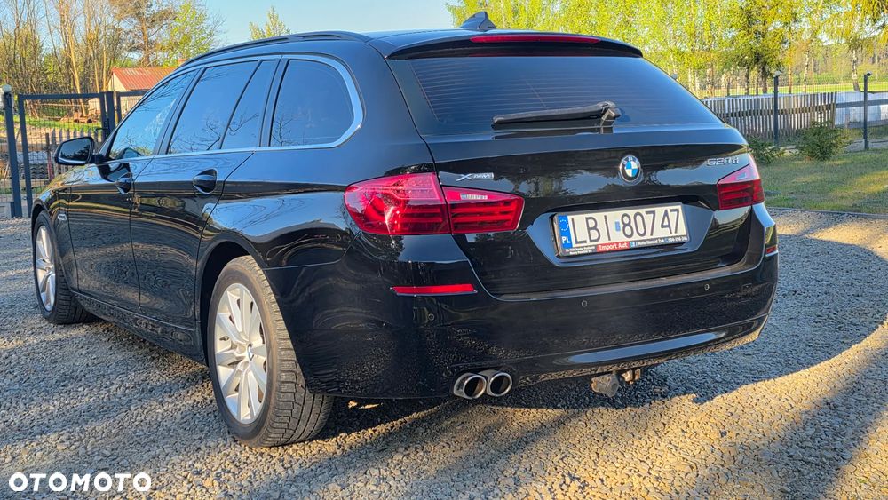 BMW Seria 5 520d xDrive Sport Line - 7