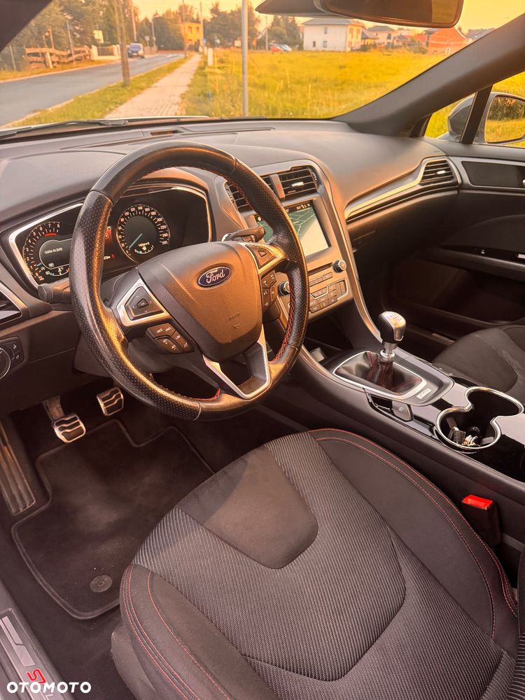 Ford Mondeo 1.5 EcoBoost ST-Line - 15