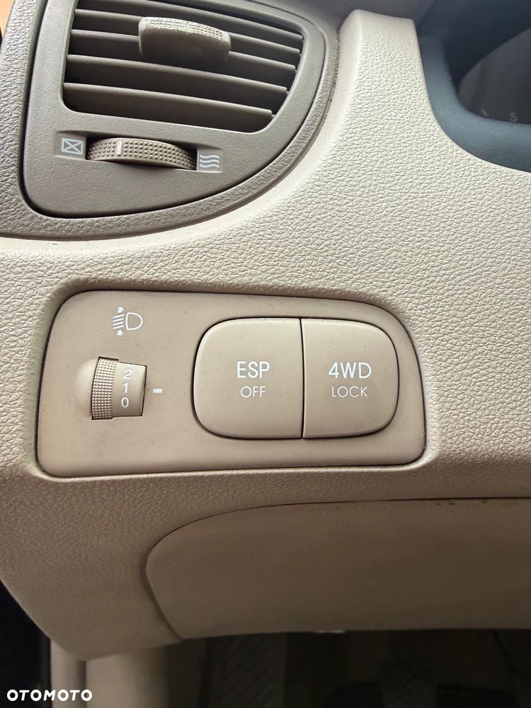 Kia Sportage 2.0 CRDI 4WD Cup - 12