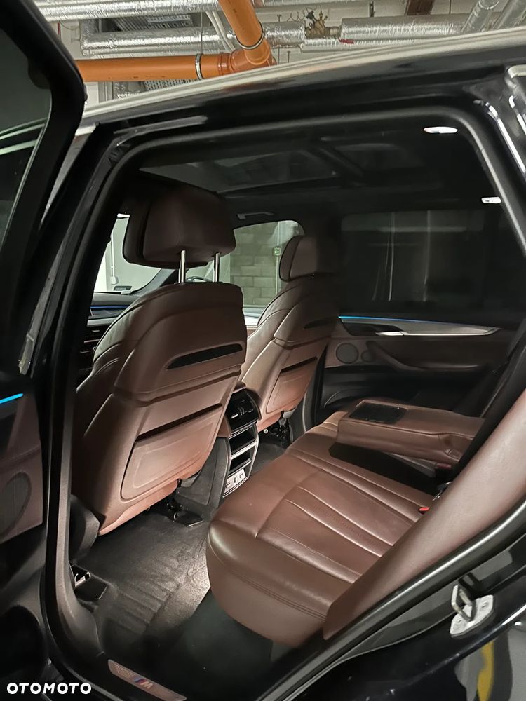 BMW X5 xDrive40d - 11