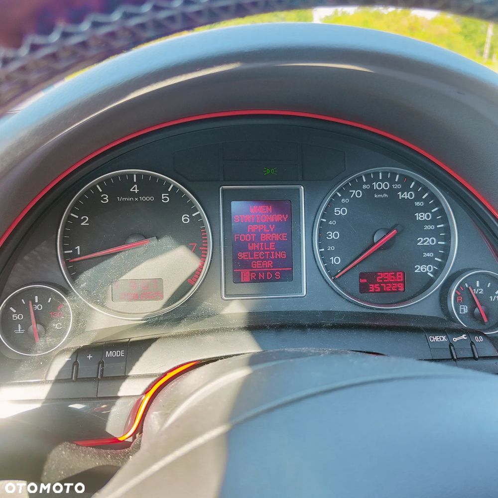 Audi A4 Avant 3.0 Quattro Tiptr - 12