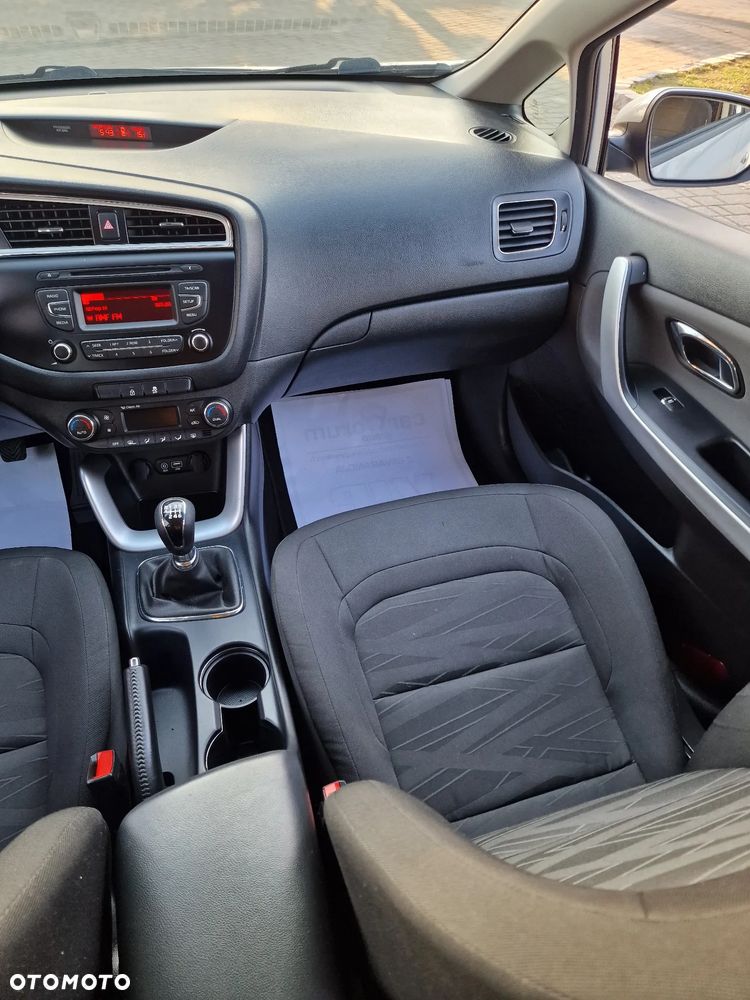Kia Ceed 1.6 CRDi M - 17