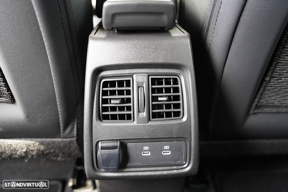 Renault Captur 1.0 TCe Techno - 24