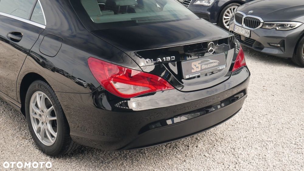Mercedes-Benz CLA - 16