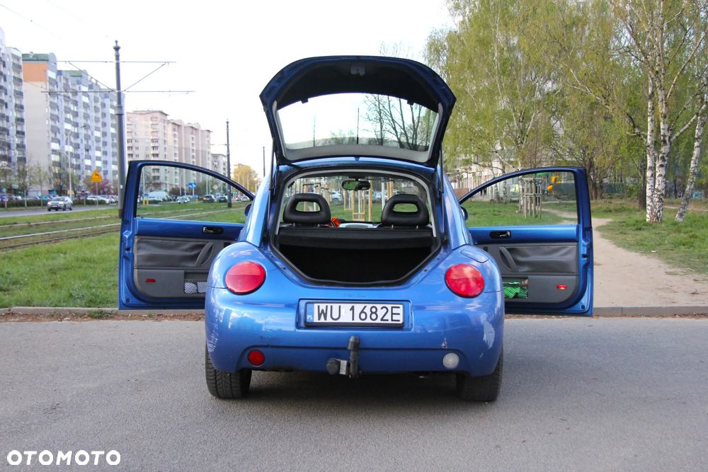Volkswagen New Beetle - 16