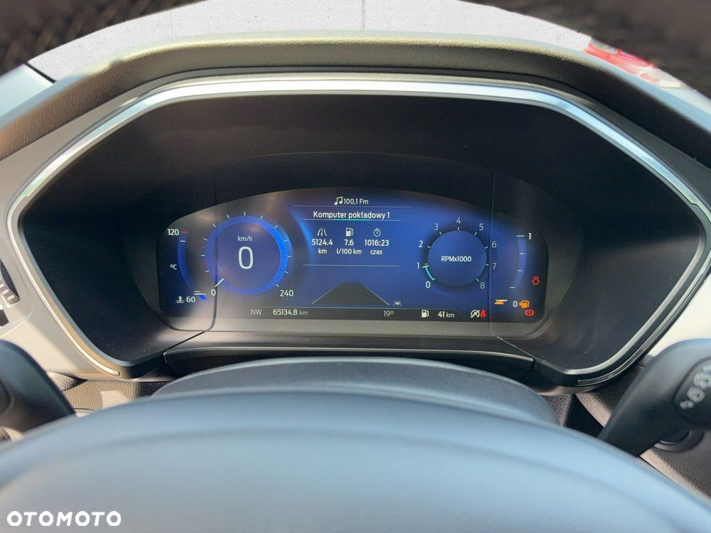 Ford Kuga - 18