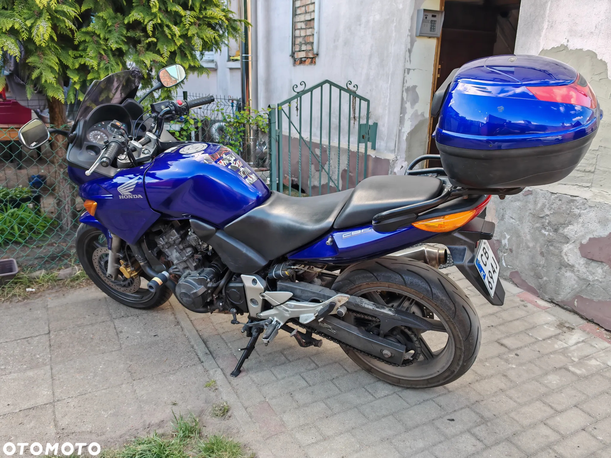 Honda CBF - 2