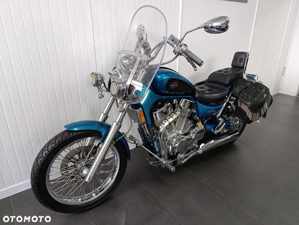Suzuki Intruder - 6