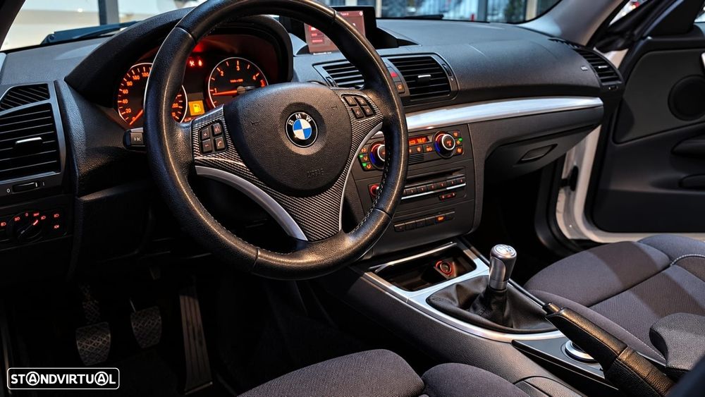 BMW 118 d Line Sport - 15