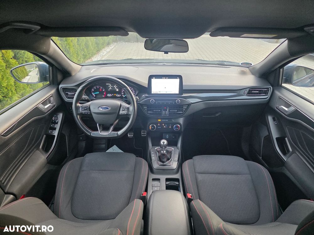Ford Focus 1.0 EcoBoost Start-Stopp-System ST-LINE DESIGN - 7