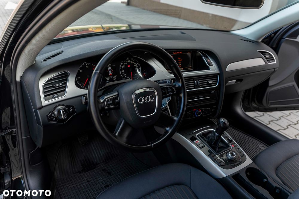 Audi A4 Avant 2.0 TDI S tronic - 27