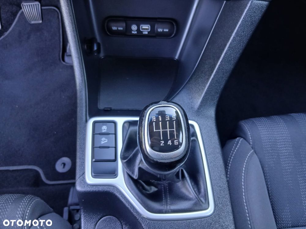 Kia Sportage 1.6 GDI 2WD Attract - 28