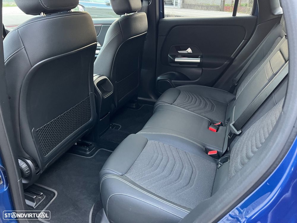 Mercedes-Benz EQA 300 4Matic - 23