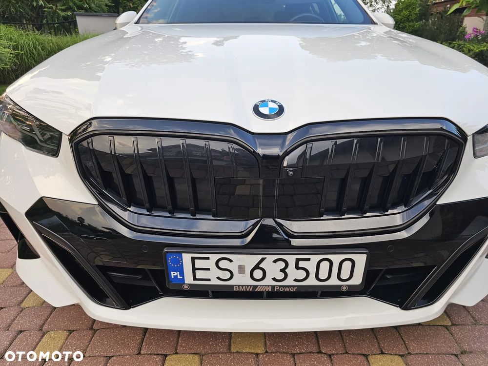 BMW Seria 5 520d xDrive - 10