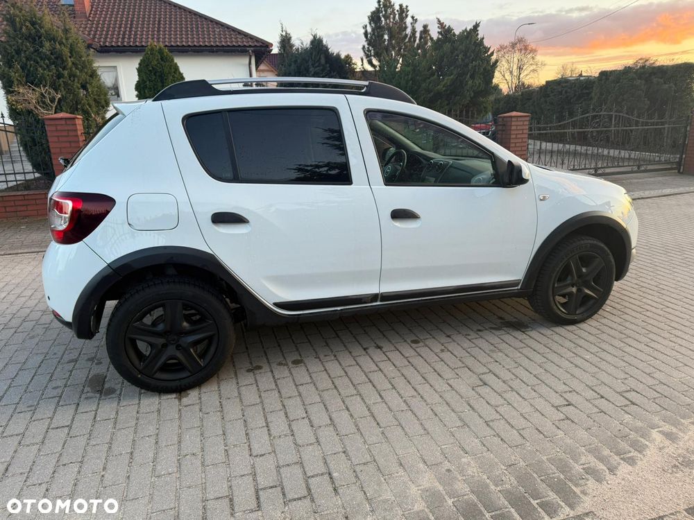 Dacia Sandero Stepway 0.9 TCe Laureate - 3