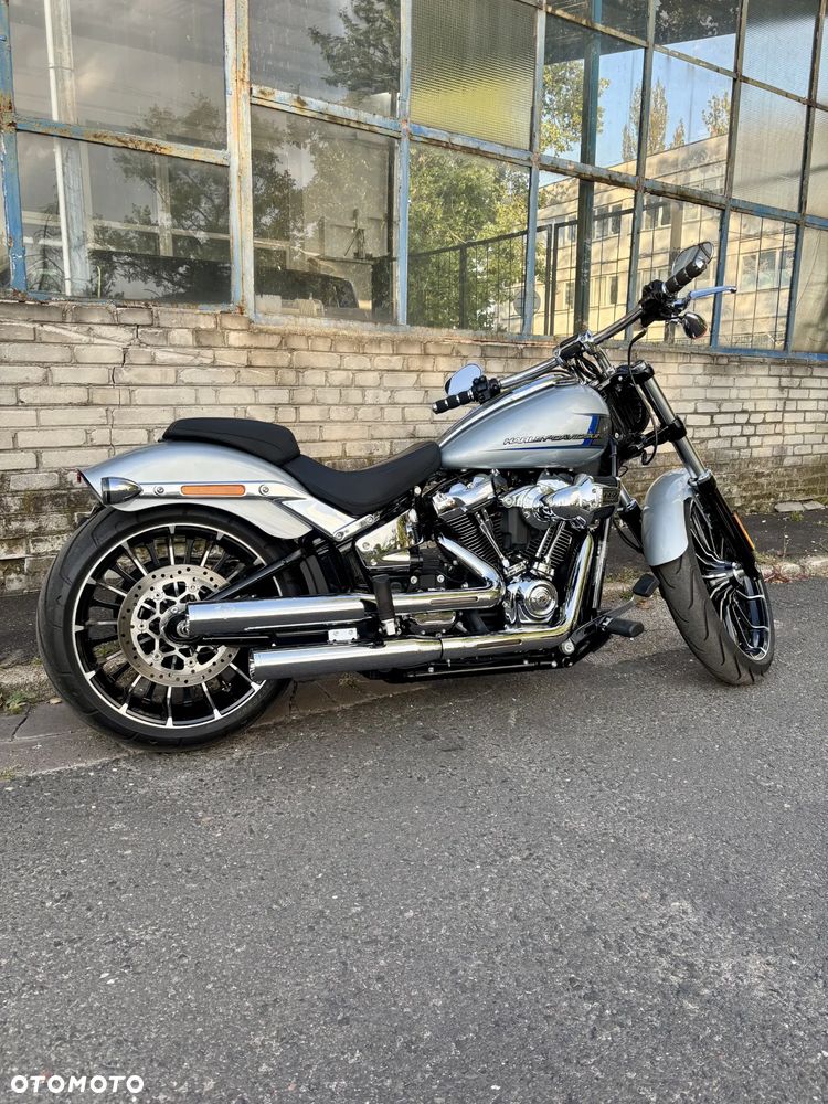 Harley-Davidson FXSB Breakout - 9
