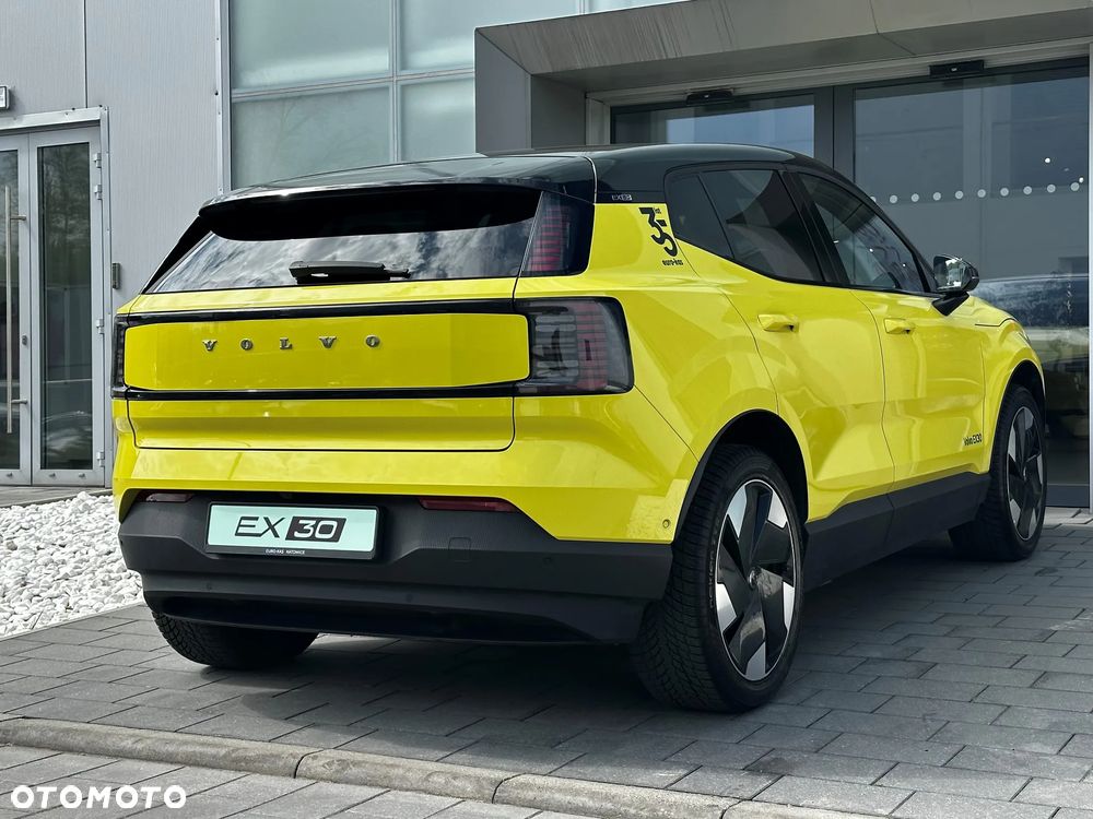 Volvo EX30 69kWh Single Motor Long Range Ultra - 10