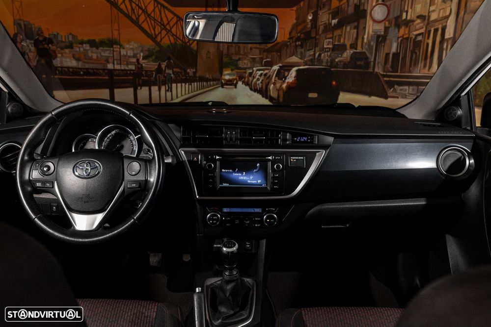 Toyota Auris Touring Sports 1.4 D-4D Comfort+Pack Sport - 10