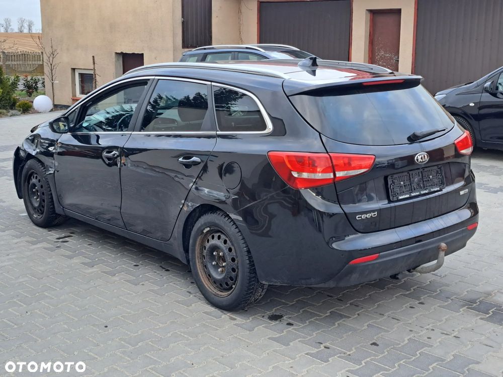 Kia Ceed 1.6 CRDi Vision - 5