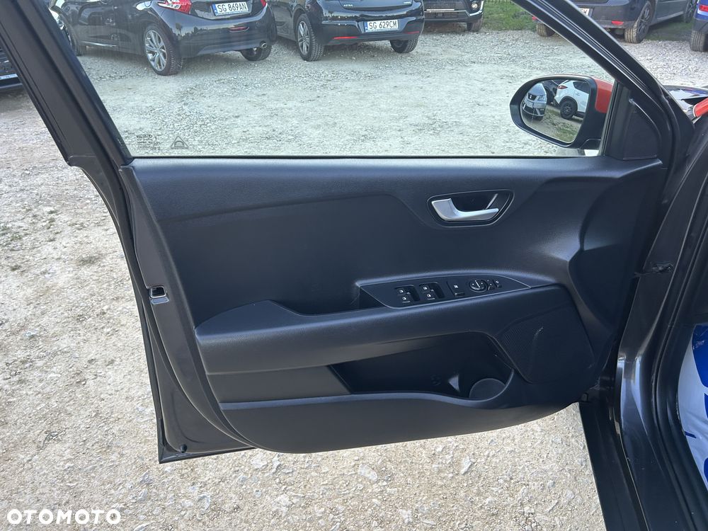 Kia Stonic 1.2 Dream-Team Edition - 16