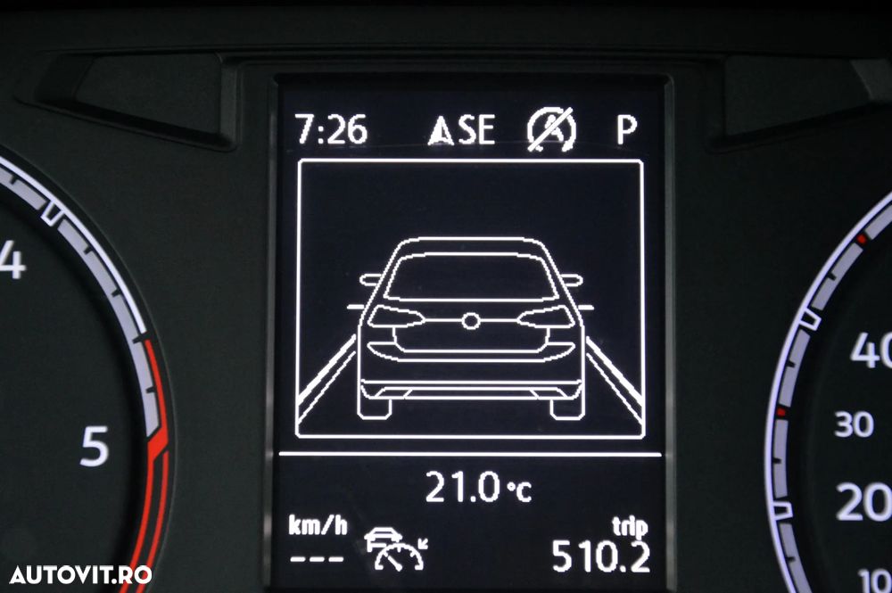 Volkswagen T-Roc - 31