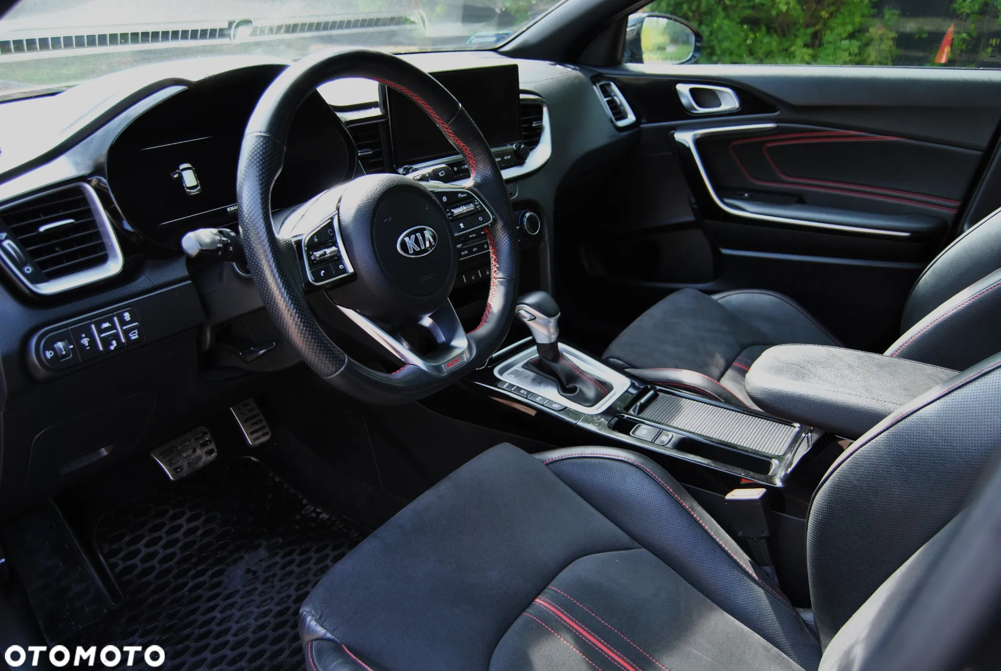 Kia ProCeed 1.6 T-GDI GT DCT - 5