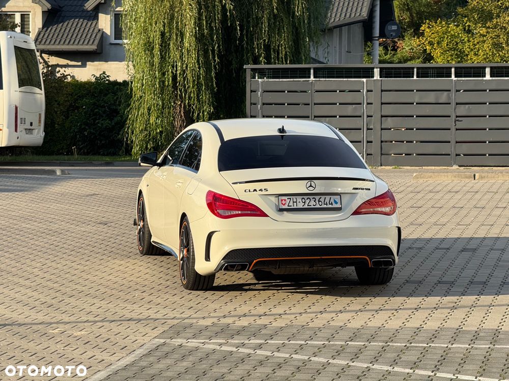 Mercedes-Benz CLA AMG 45 4Matic 7G-DCT Orange Art Edition - 19