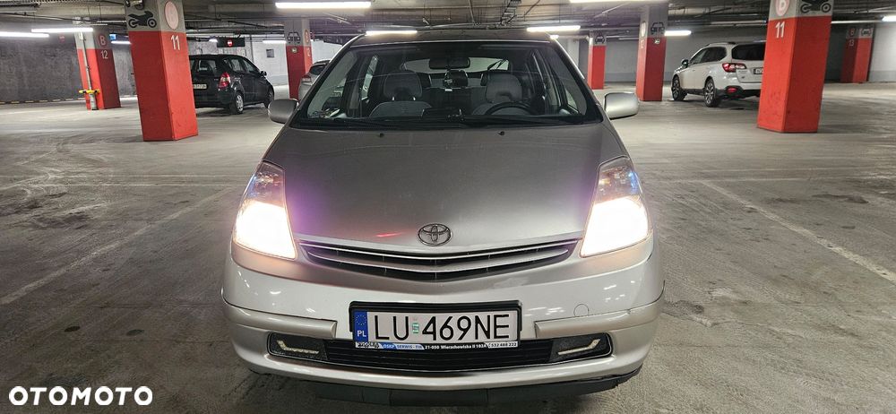 Toyota Prius 1.5 VVT-i Sol - 13