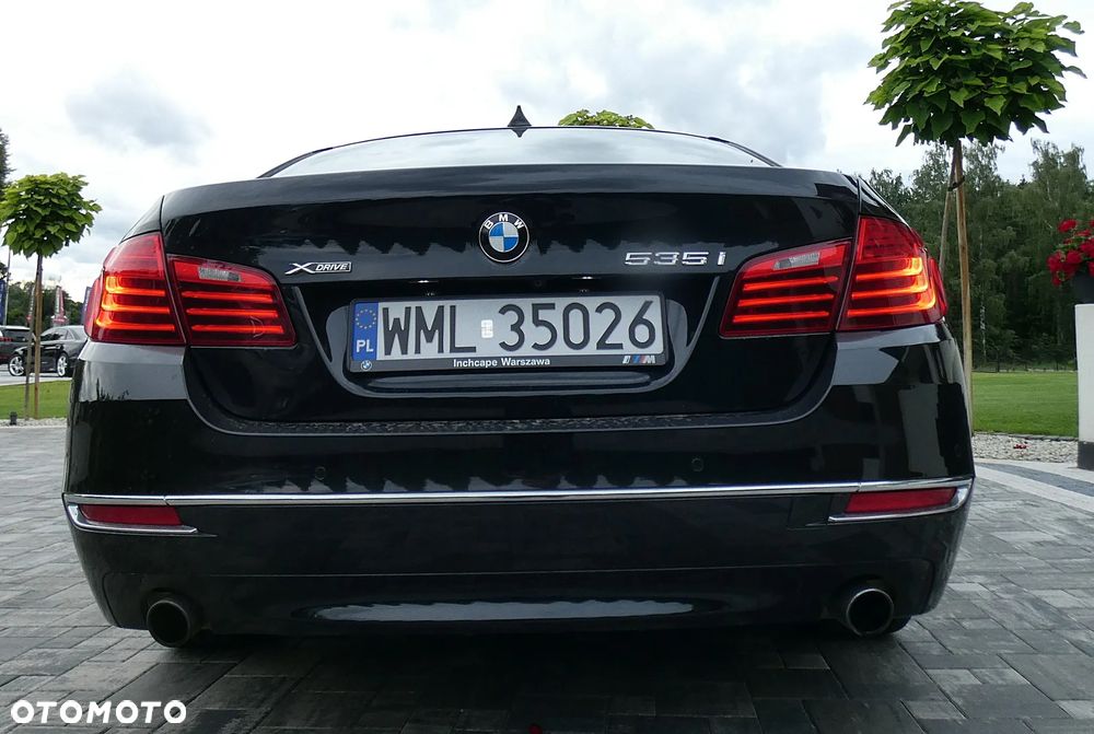 BMW Seria 5 535i xDrive Luxury Line - 7