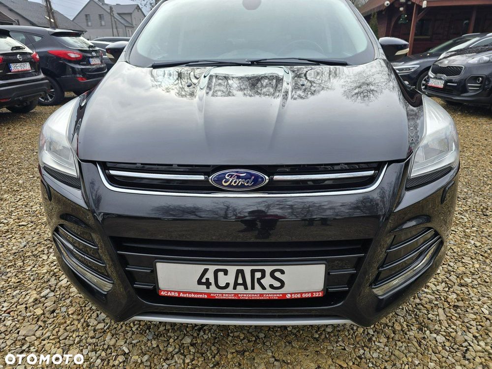 Ford Kuga 1.6 EcoBoost 2x4 Titanium - 32