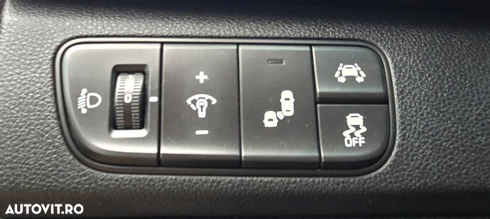 Kia Niro 1.6 GDI 2WD Aut. Vision - 23