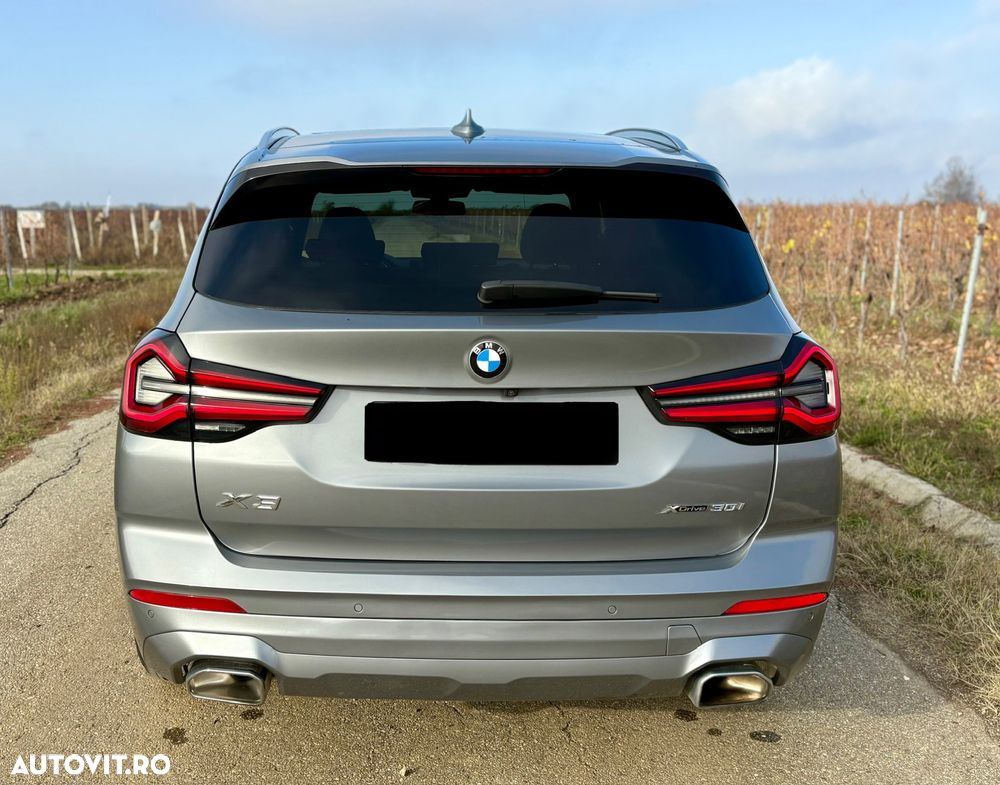 BMW X3 xDrive30i Aut. Luxury Line - 3