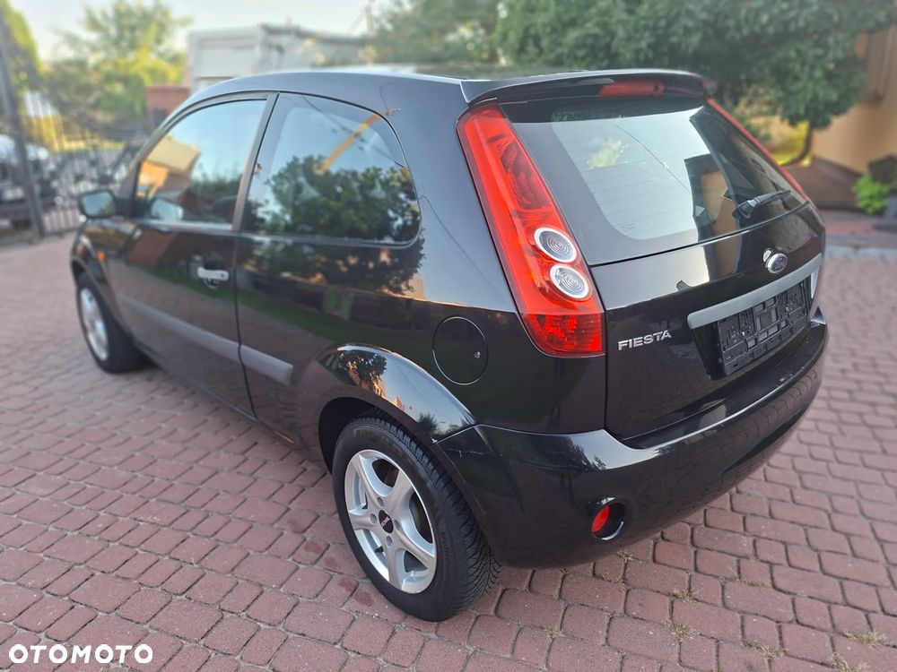 Ford Fiesta - 9