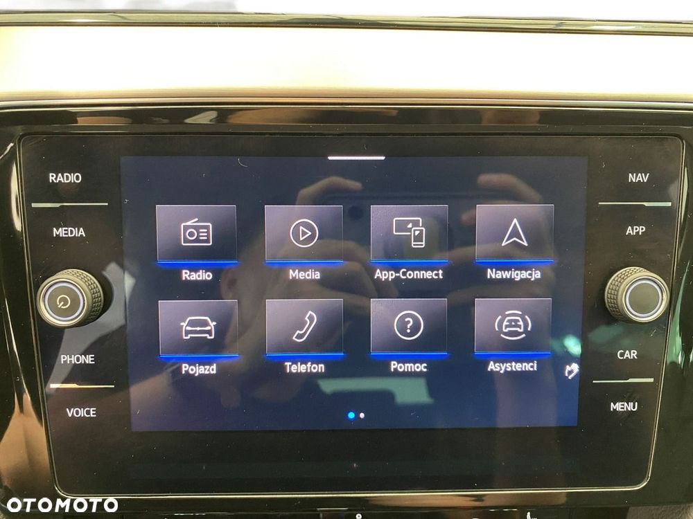 Volkswagen Passat - 14