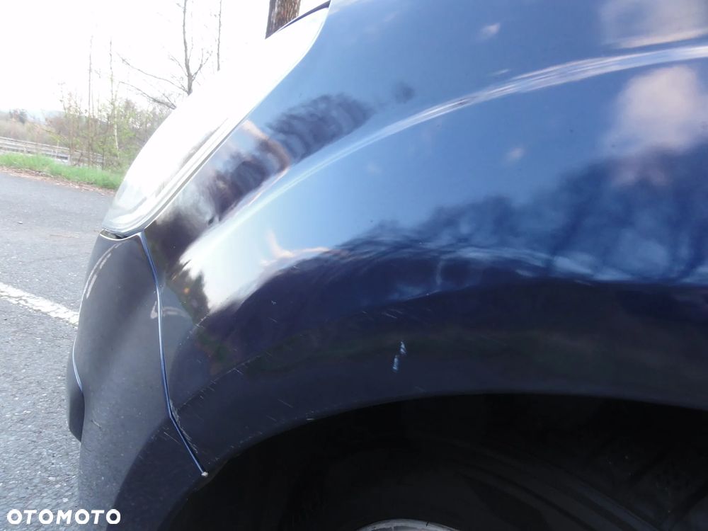 Ford Galaxy 2.0 TDCi Ghia - 22