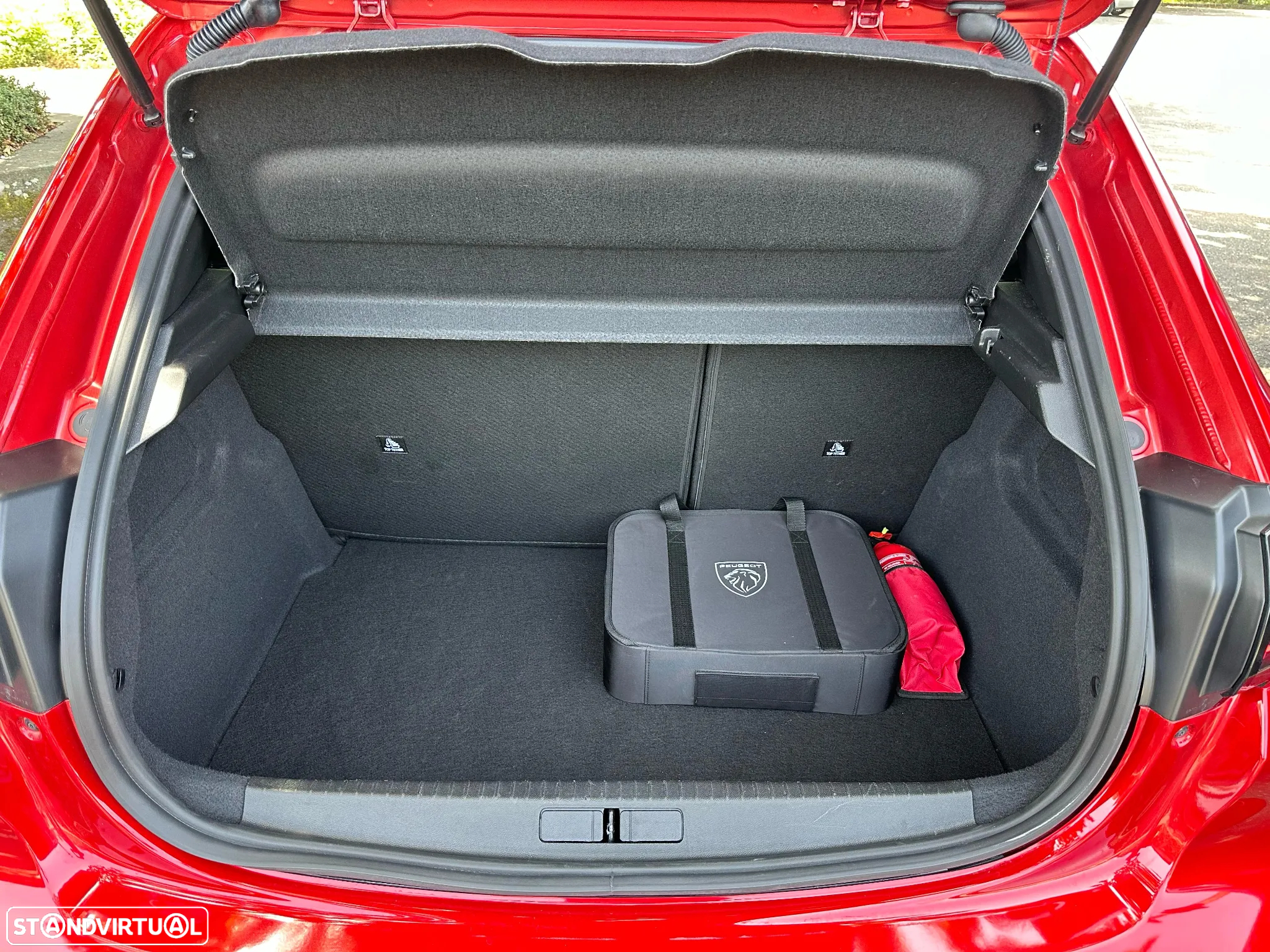 Peugeot e-208 50 kWh GT Pack - 37