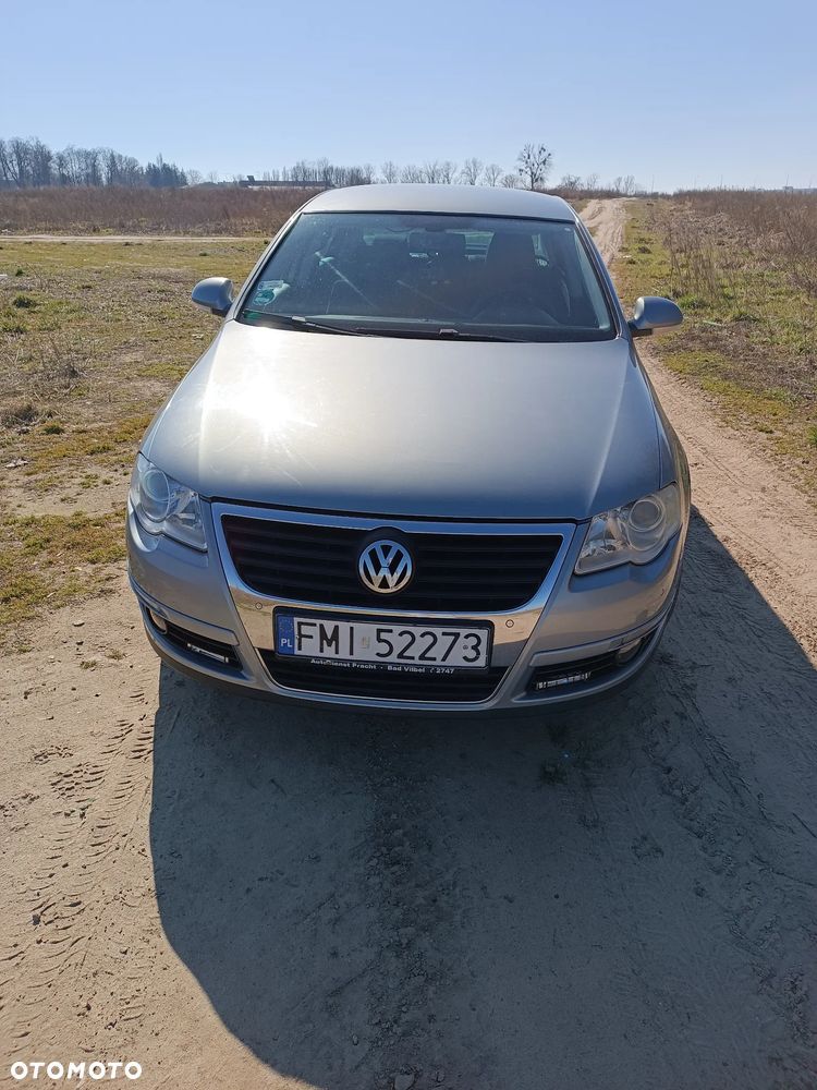 Volkswagen Passat 2.0 TDI Trendline - 1
