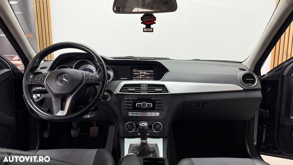 Mercedes-Benz C 180 CDI DPF (BlueEFFICIENCY) Avantgarde - 7