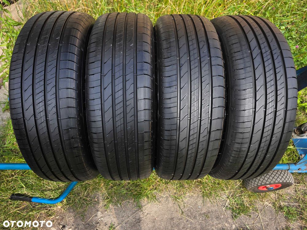 Opony letnie klasy premium GOODYEAR 215/60/17 SUV NOWE DEMO 2024 r