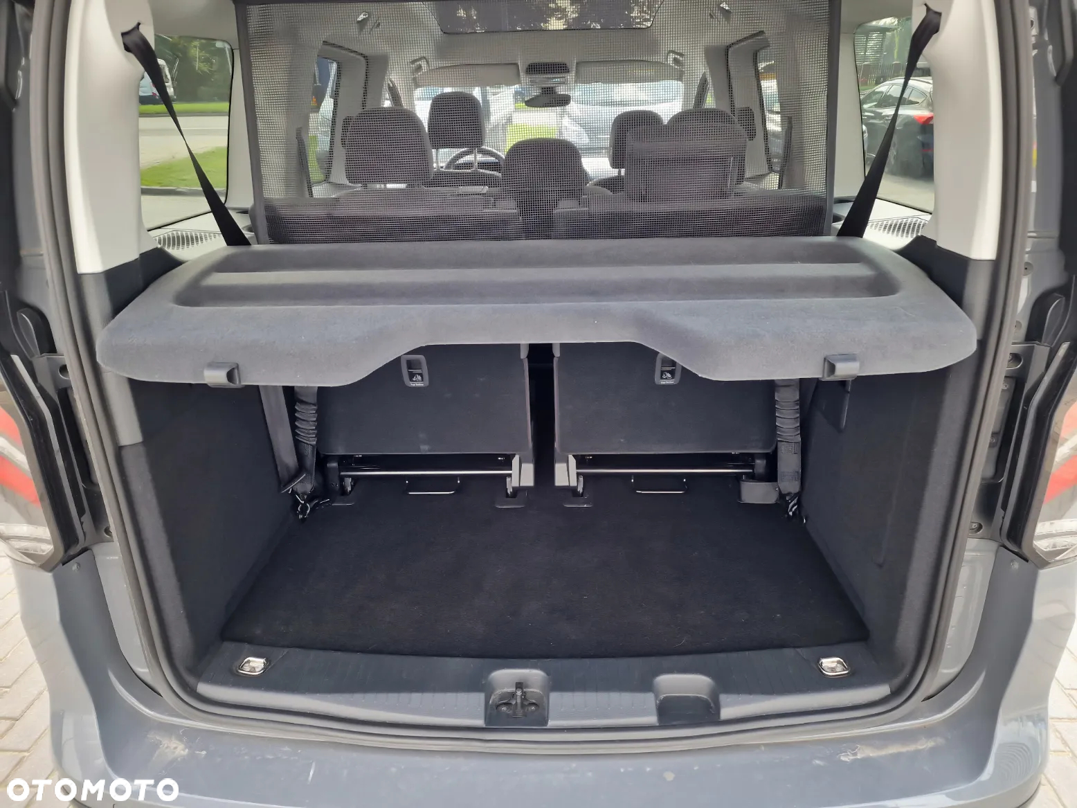Ford Tourneo Connect Grand 2.0 EcoBlue Active - 27